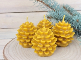 Svíčky z včelího vosku na adventní věnec - šišky